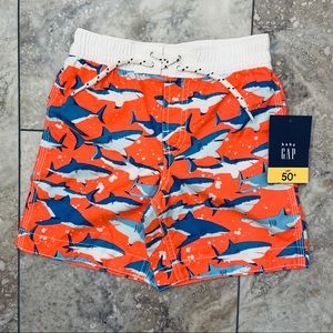 NWT Baby Gap 5T Toddler Shark Swim Shorts🦈